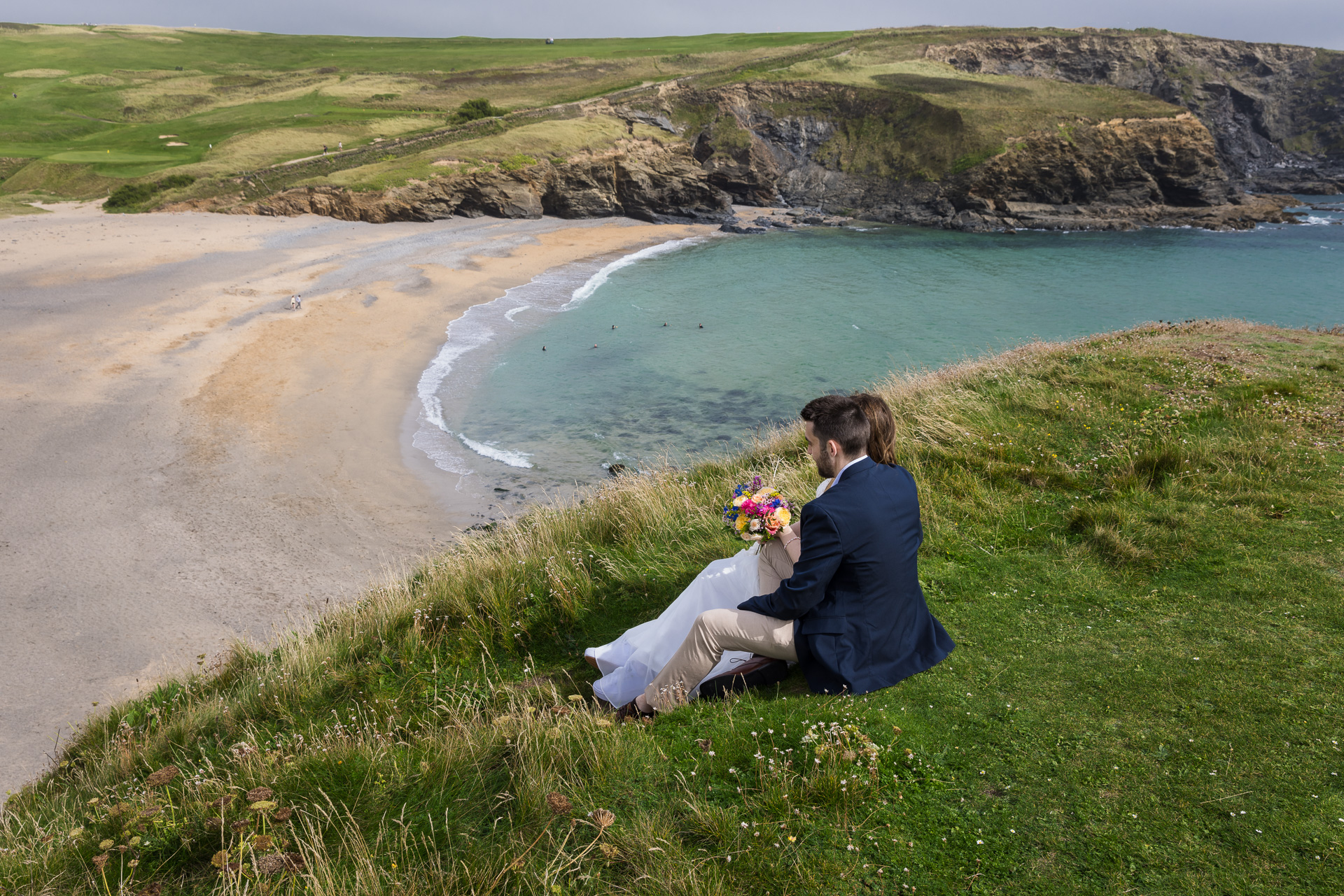 Wedding at Gunwalloe Church in Cornwall overlooking the beach