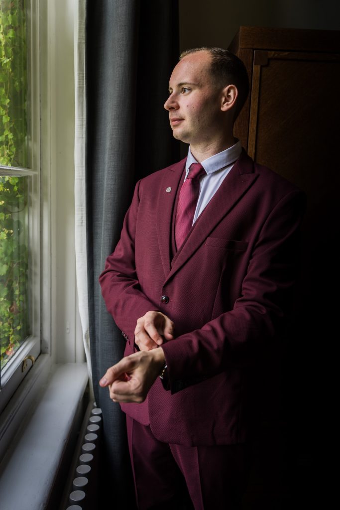 Nervous Groom at the De Vere Beaumont Estate in Windsor. 